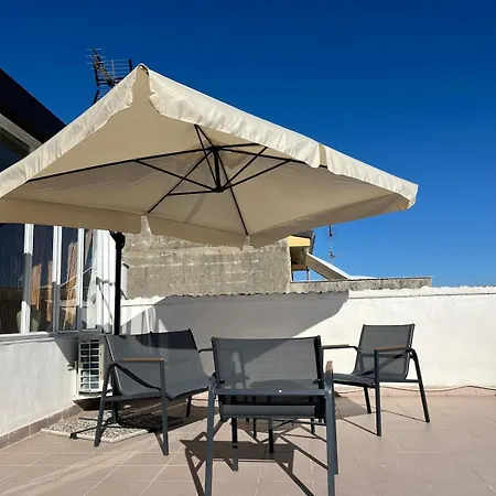 Apartamento Casa Manzoni- Con Terrazzo In Centro
