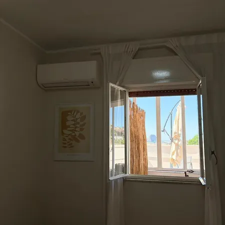 Casa Manzoni- Con Terrazzo In Centro Apartamento